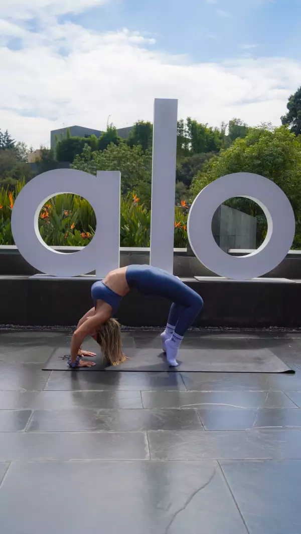 Alo Yoga
