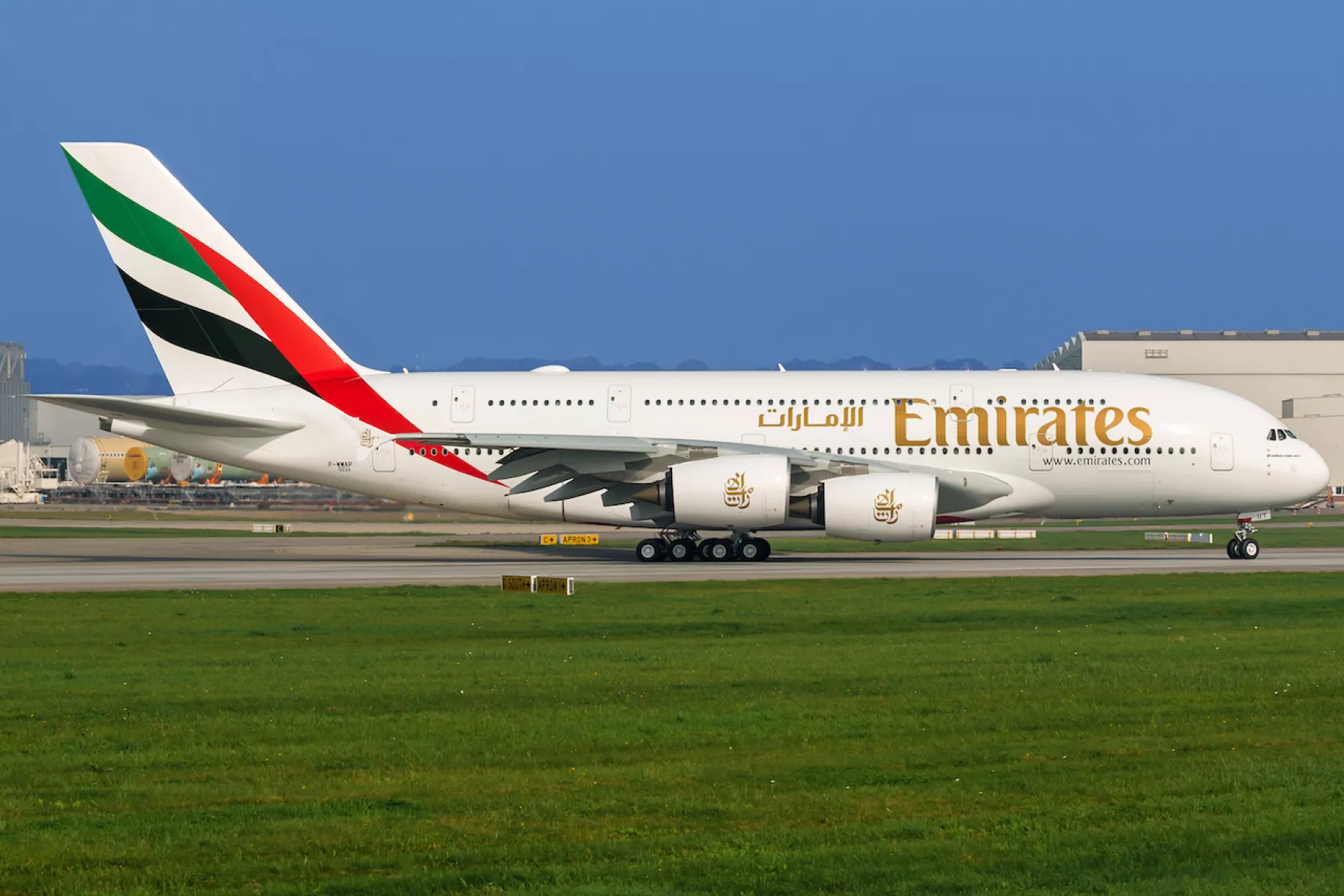 Emirates vuelos México.jpeg
