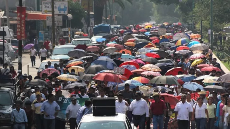 Maestros de la sección 22 protestan