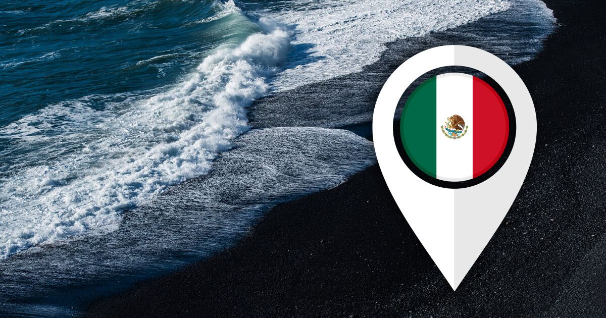 Bunlar Meksika’daki siyah kumlu tek plajlar