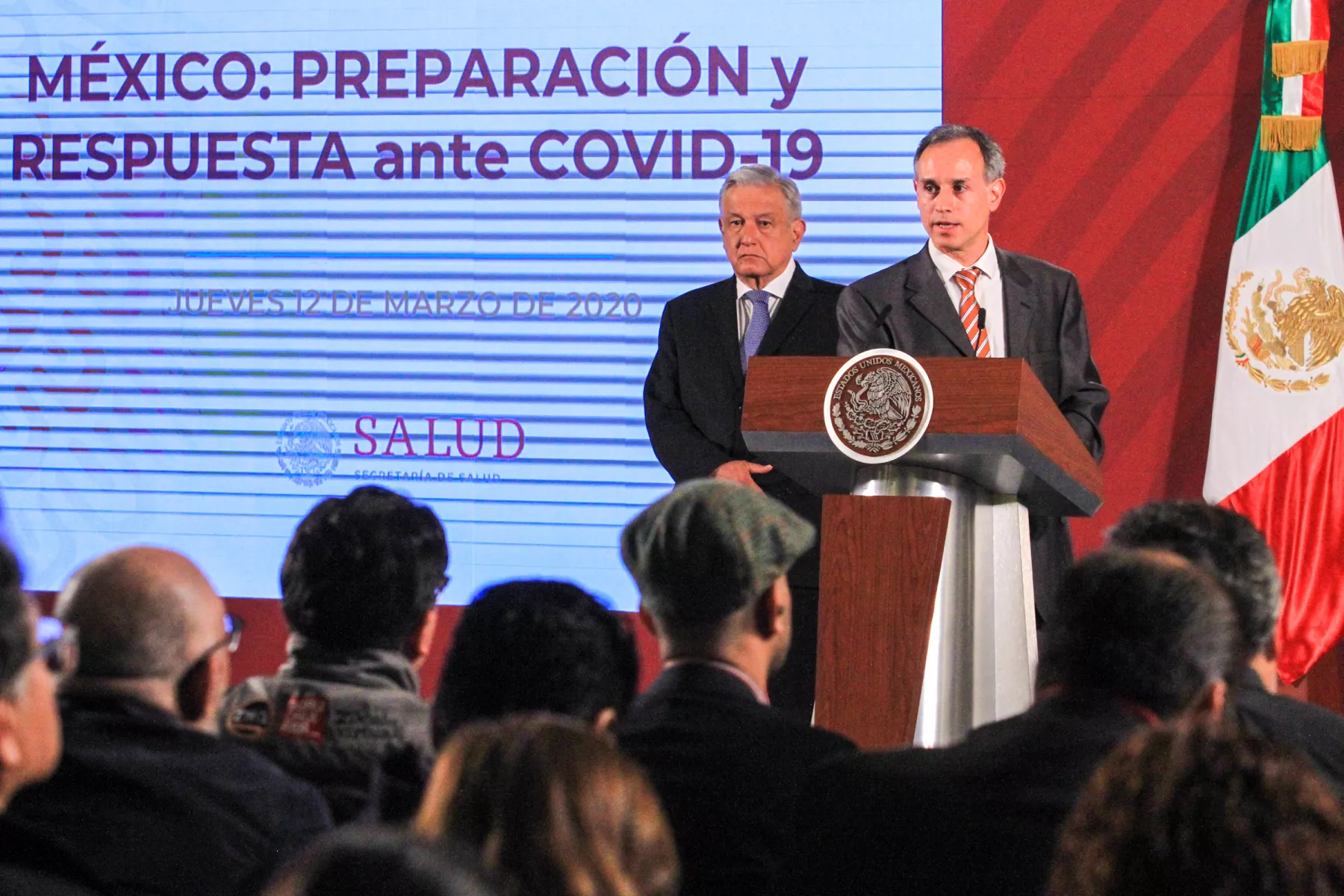 AMLO y López-Gatell