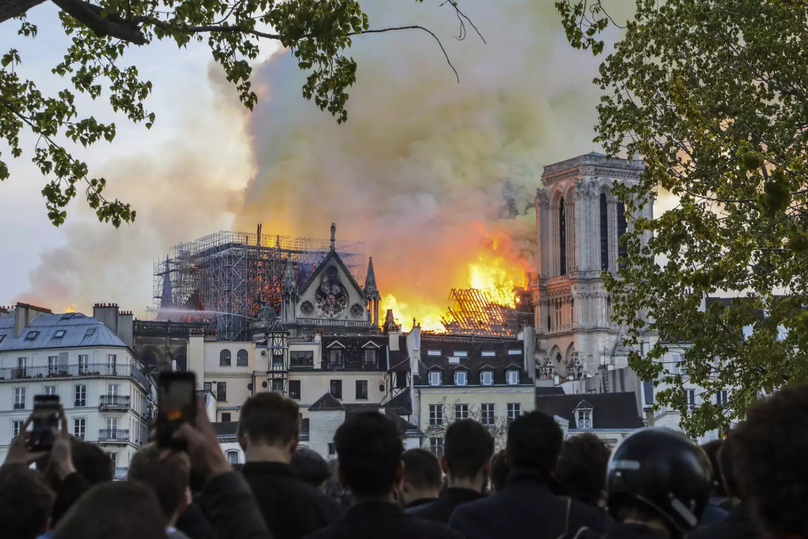 Incendio Notre Dame-12