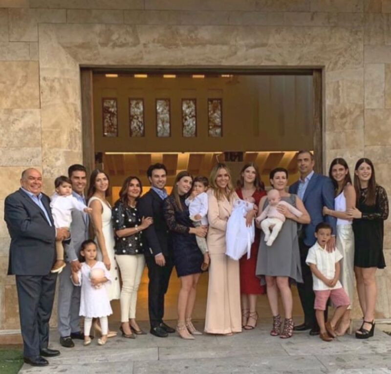 Bautizo hija de Checo Pérez 6.jpg
