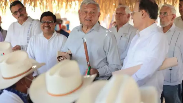 AMLO pueblos yaquis