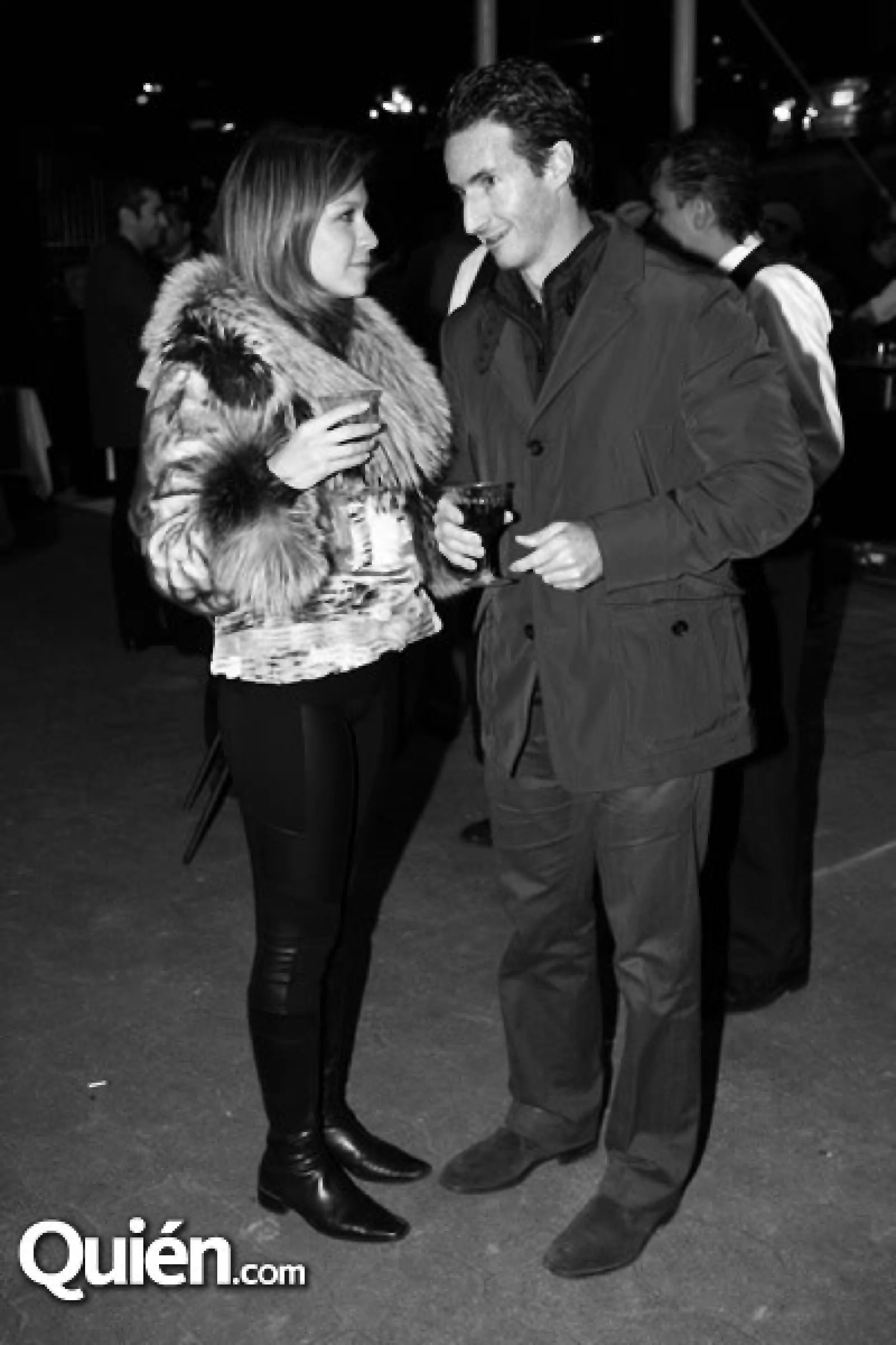 Mara Almada,Luis Maza