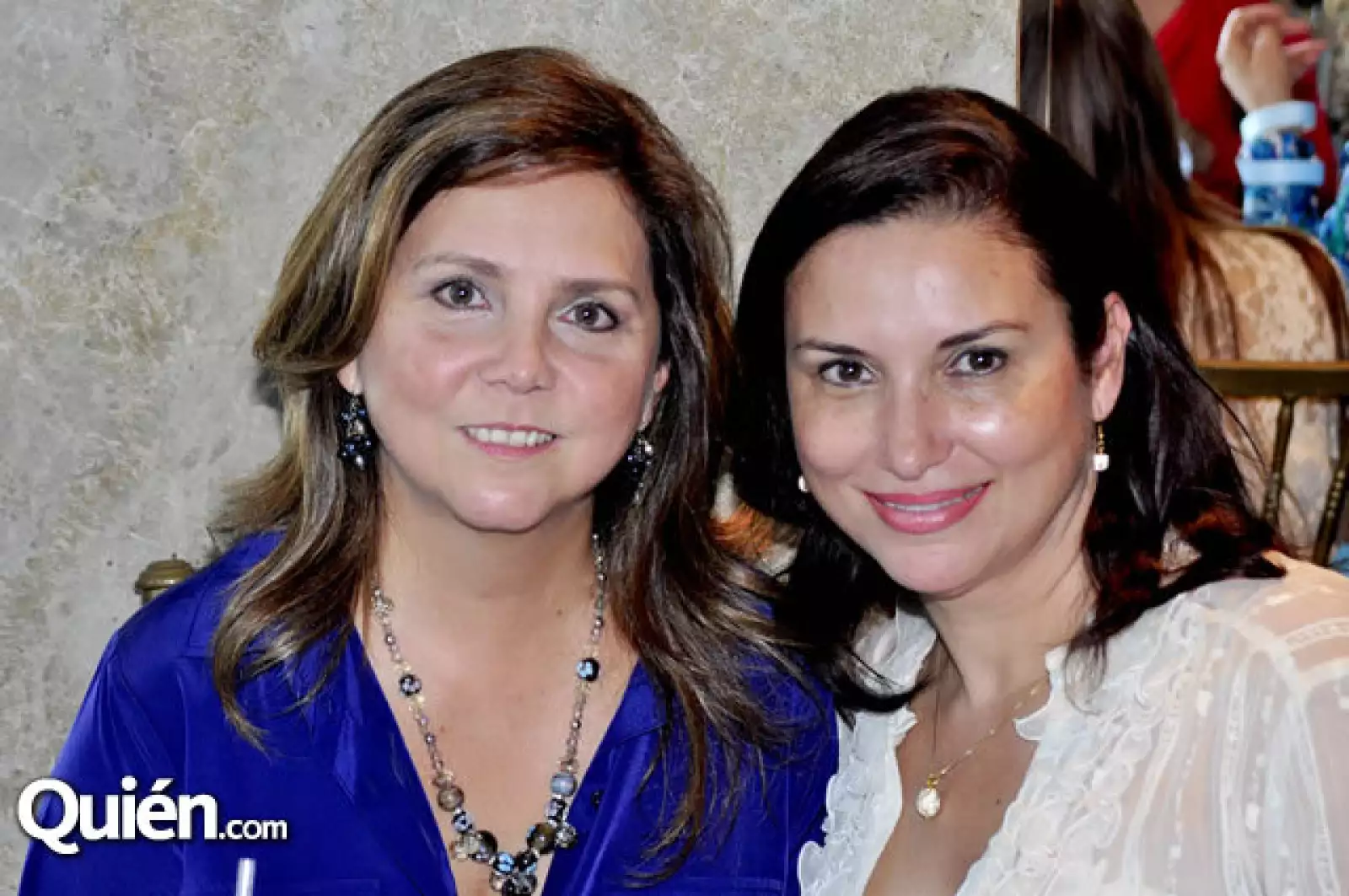 Tere Chapa de Rivero y Nelly Ibarra de Garza