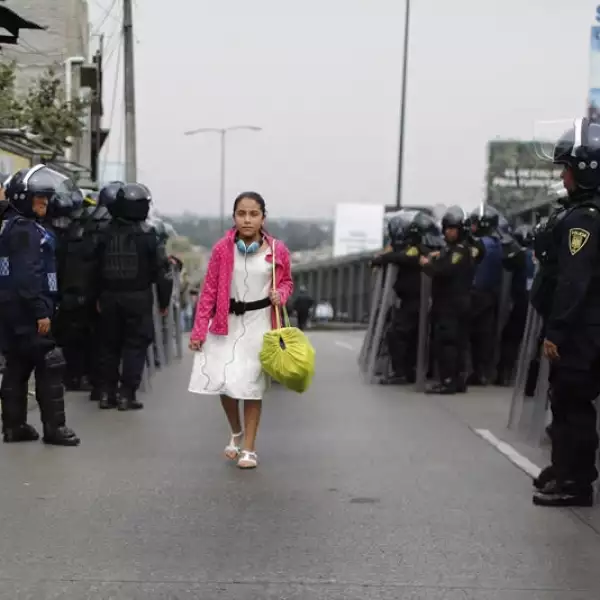 aeropuerto manifestaciones
