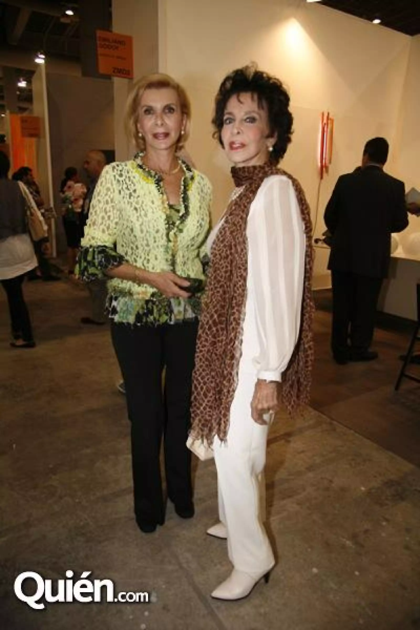 Paulina Castañón,Consuelo Rios Zertuche