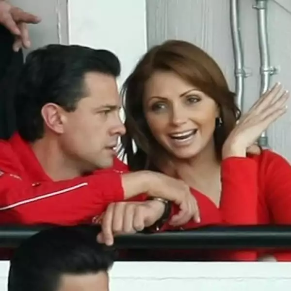 Enrique Peña Nieto y Angélica Rivera festejaron el campeonato del Toluca, equipo que venció al Cruz Azul en penales, quedando 7-6.