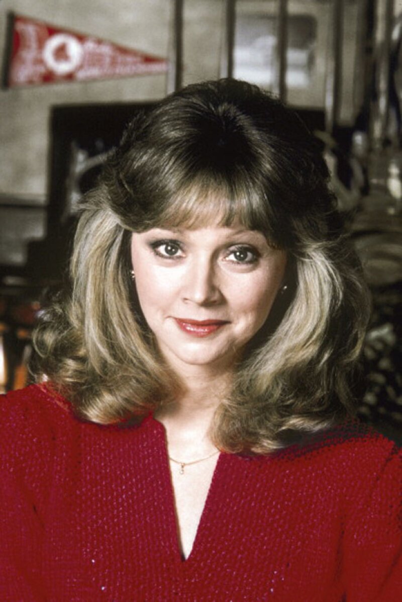 Durante cinco temporadas perteneció al elenco con el personaje de Diane Chambers hasta 1987