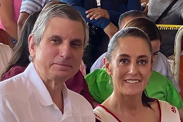 Claudia Sheinbaum y su novio se van de viaje a Colima
