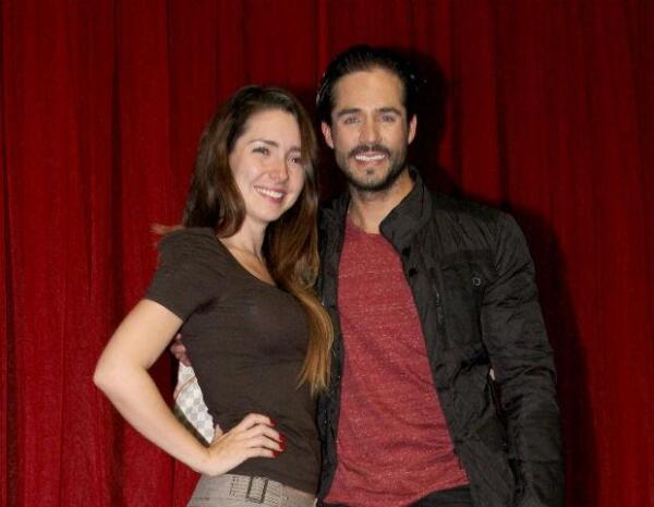 Jose Ron y Ariadne Díaz