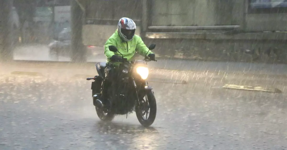 CDMX bajo la lluvia: activan alerta Naranja y Amarilla en 11 alcaldías; se espera caída de granizo