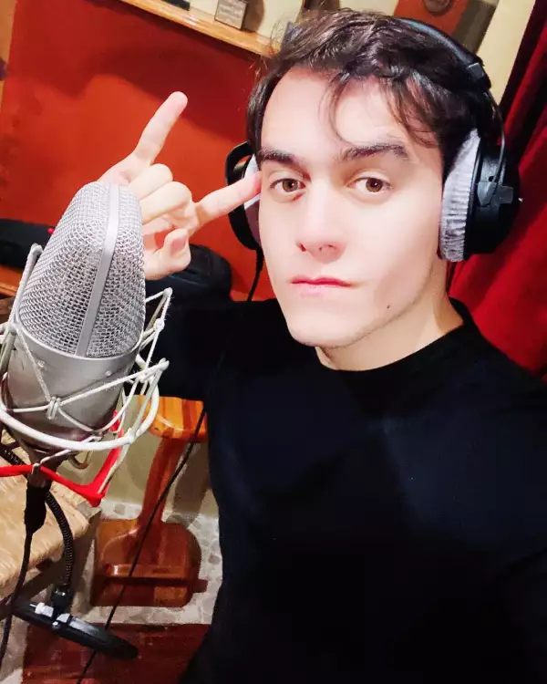 La carrera de cantante de Julián Figueroa