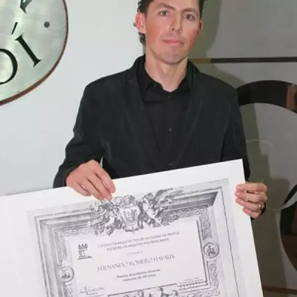 Reconocimiento a Fernando Romero