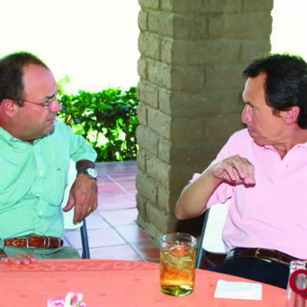 Manuel Crexell, Ernesto Urrea