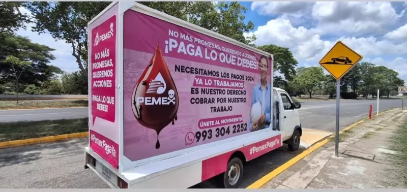 Exigen pagos a Pemex con publicidad en camionetas