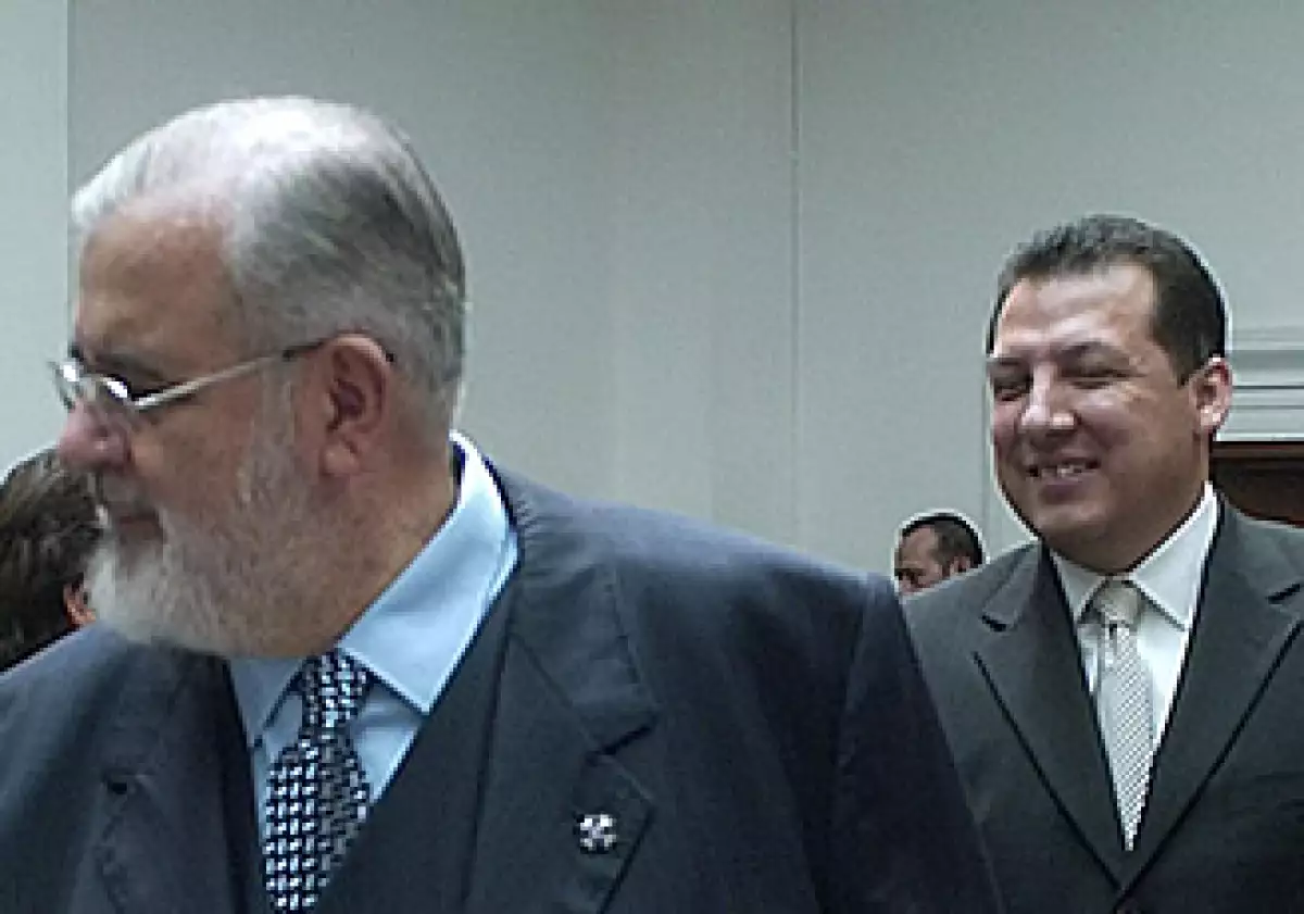 José Luis Soberanes (izq) será sustituido en la CNDH a partir del 16 de noviembre por Raúl Plascencia (der), quien fuera visitador durante su gestión. (Foto: Notimex)
