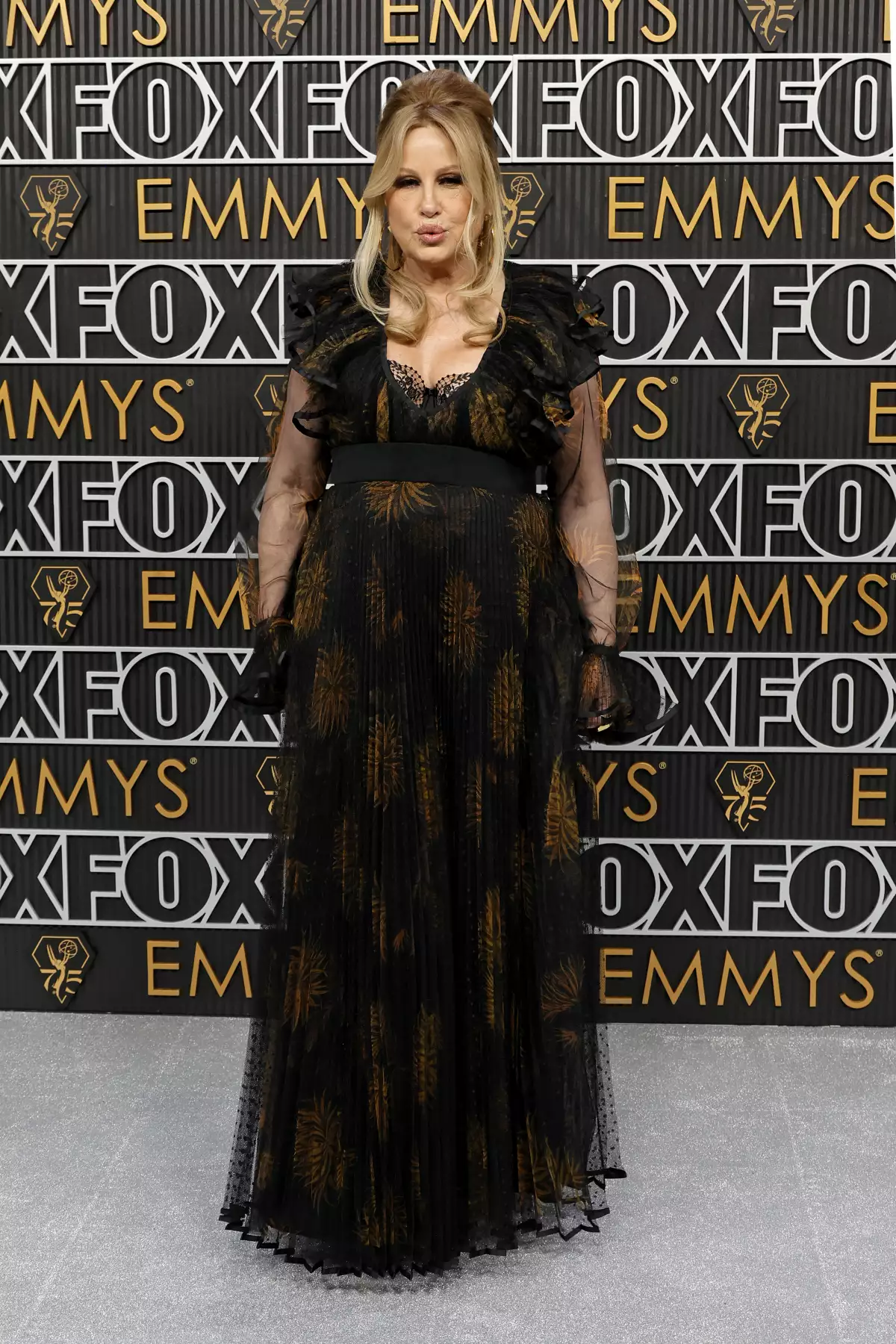 Las celebridades mejor vestidas de los Emmys 2024