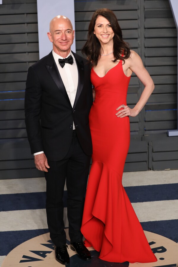 2018 Vanity Fair Oscar Party Hosted By Radhika Jones - Arrivals