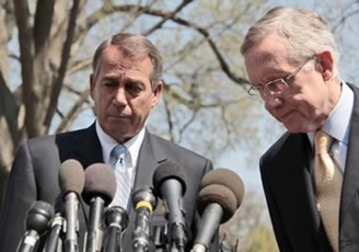 El republicano John Boehner y el demócrata Harry Reid señalaron que aunque se han acercado posiciones todavía no se alcanza un acuerdo. (Foto: AP)