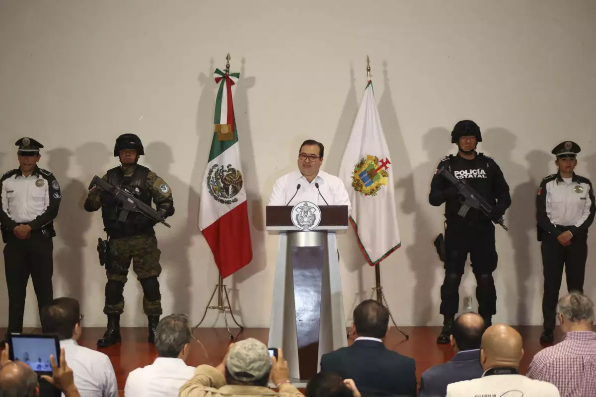 Diputados aprueban reformas al fuero y para crear Fiscalía Anticorrupción.