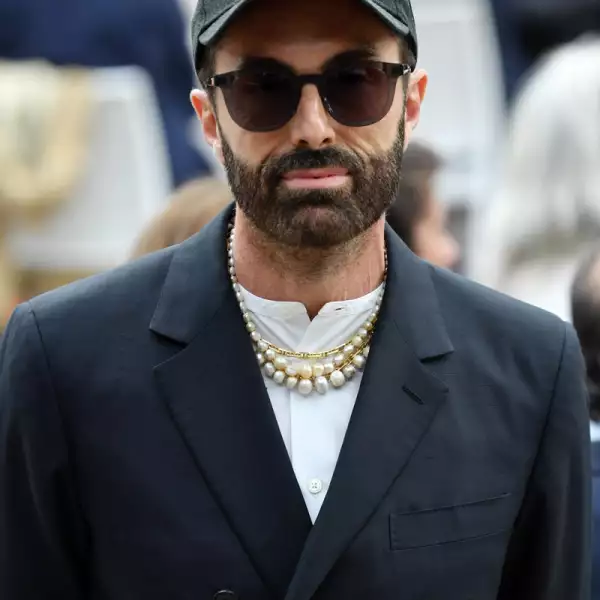 Giambattista-Valli-Karl-for-Ever