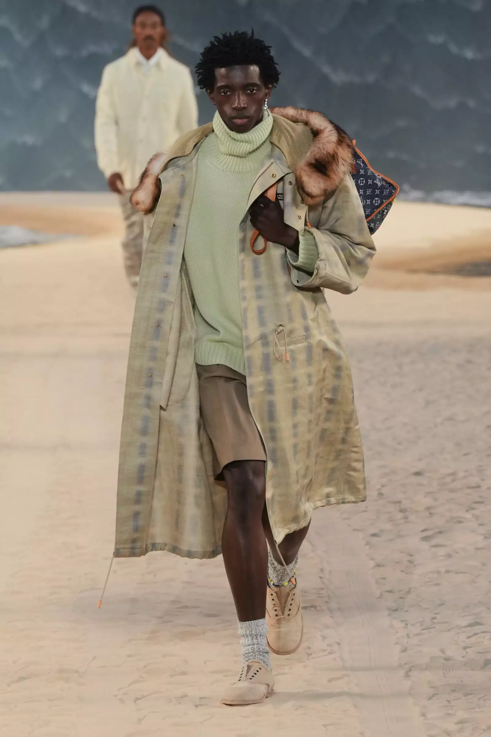 Vuitton m S27 048.jpg