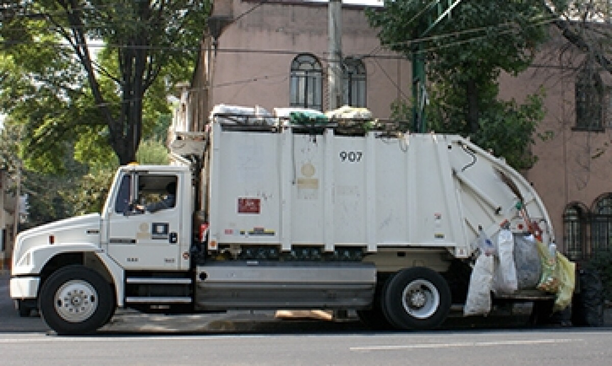 Llegarán nuevos camiones de basura al DF