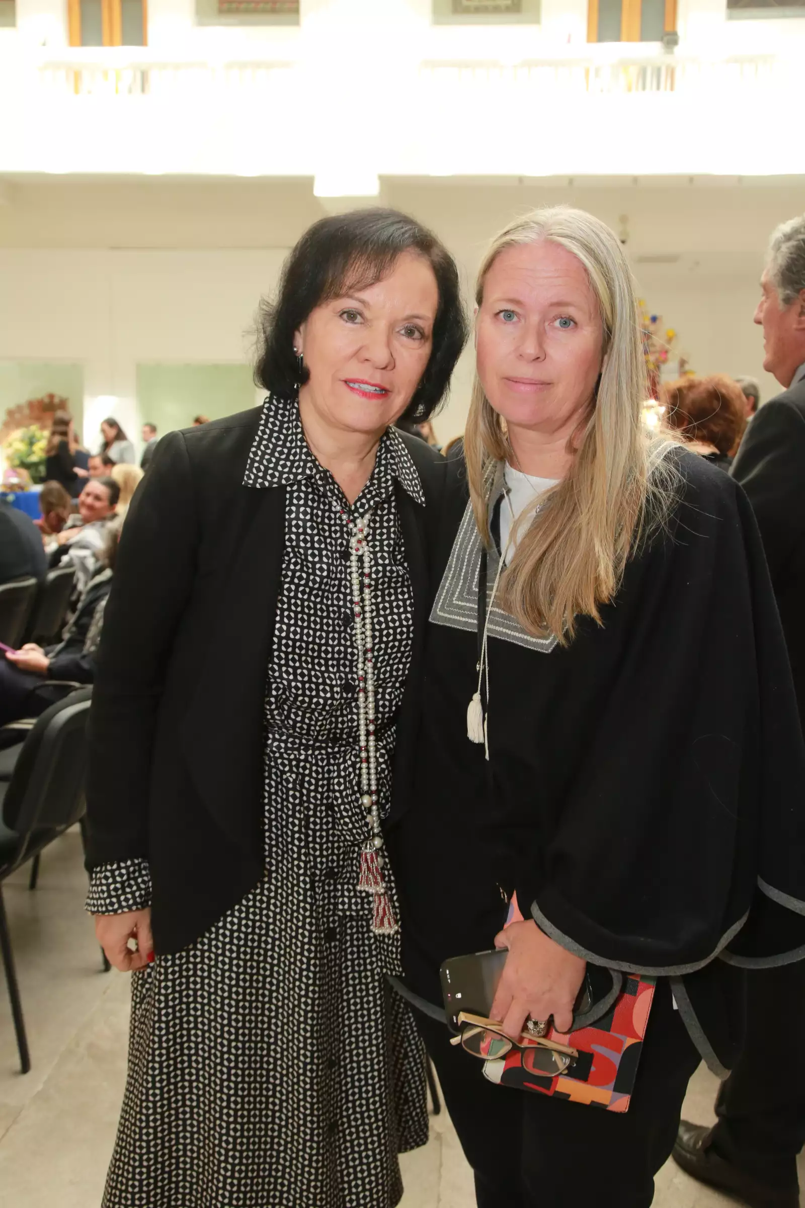 HOMENAJE A MARIE THÉRÈSE HERNAND DE ARANGO