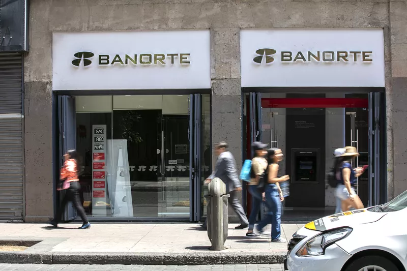 Las utilidades de la banca se desaceleran en abril; estos fueron los bancos con más ganancias