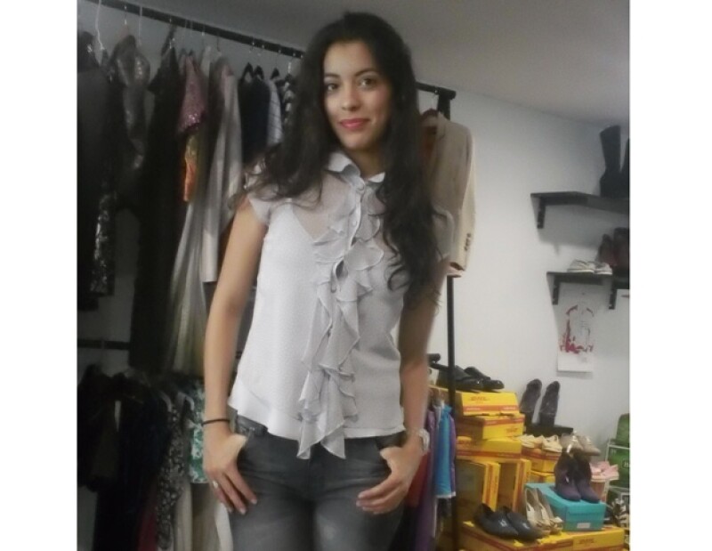 La actriz mexicana lució muy bella con los diseños que se probó.