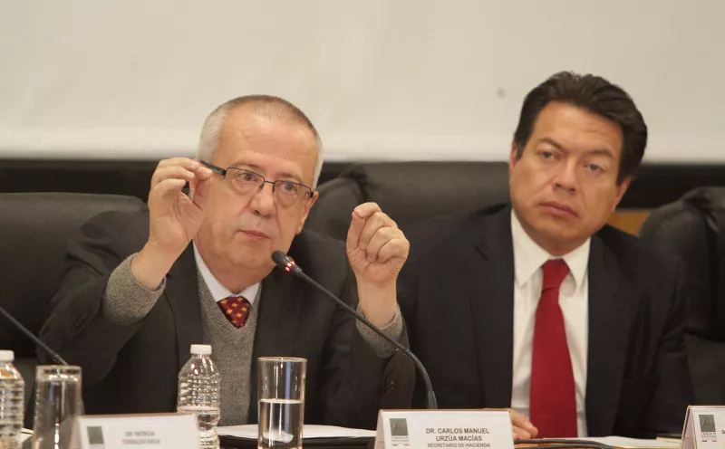Reunión de titular de Hacienda con diputados