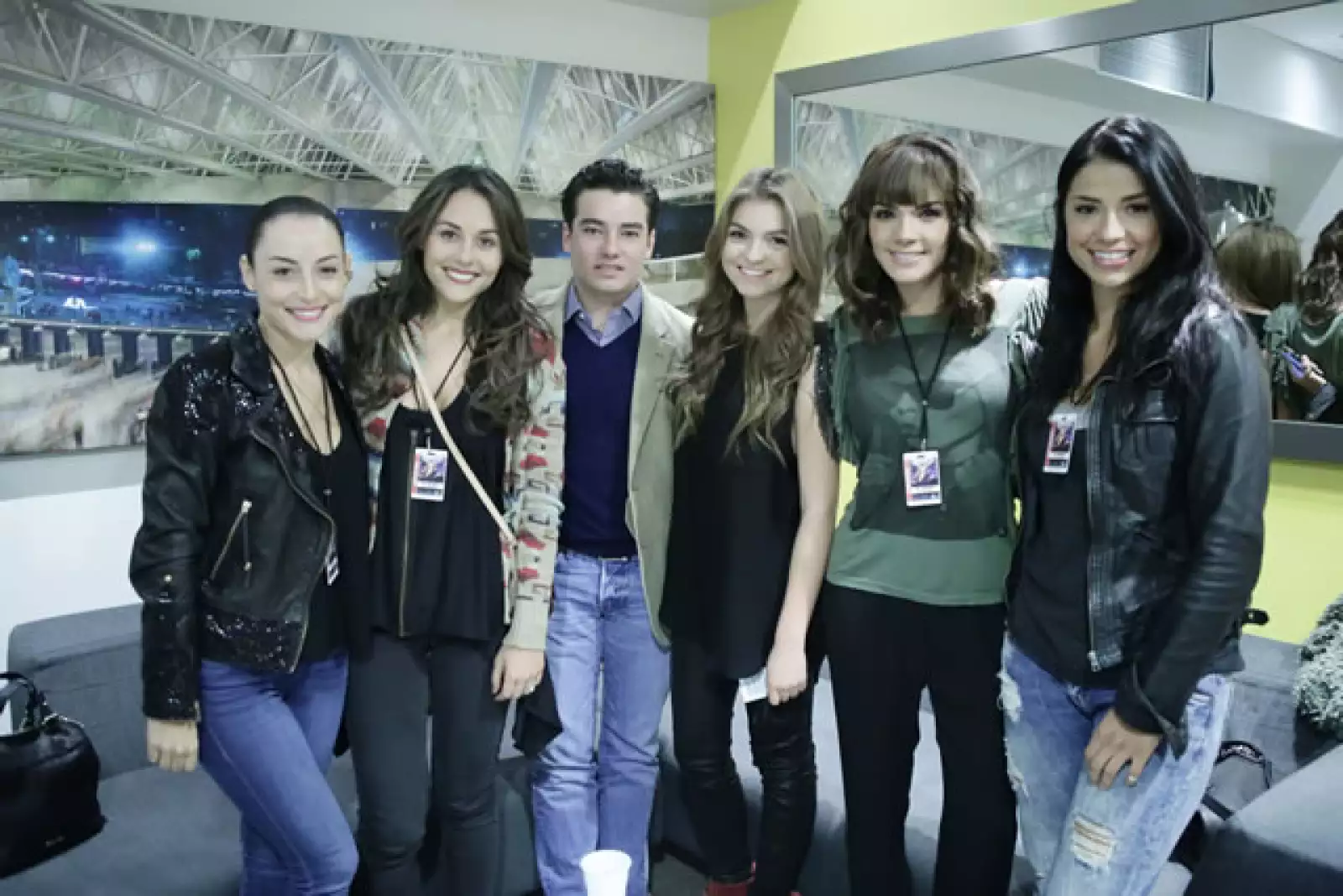 Marimar Vega, Zuria Vega, Jorge Alvarez, Sofía Castro, Rossana Nájera y Maria Fernanda Quiroz.