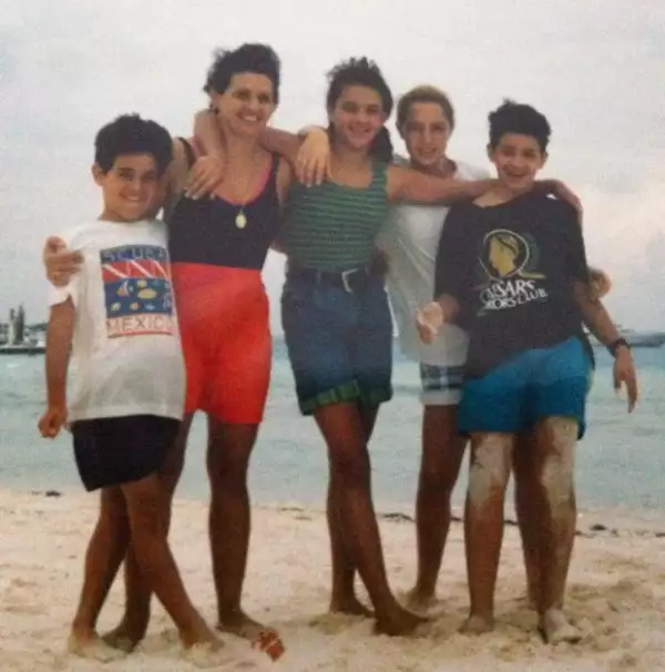 Felipe Vallejo, Carlos Vallejo, Joaquín Vallejo y Marilú Dabdoub