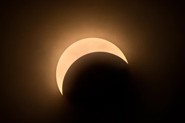 El eclipse total de sol del 4 de diciembre de 2021 será visible solo en algunos países