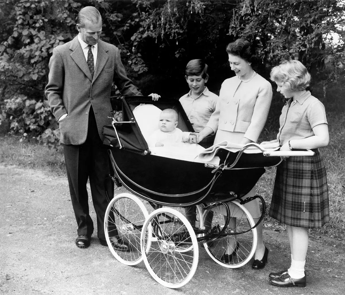 Royalty - Queen Elizabeth II and family - Balmoral