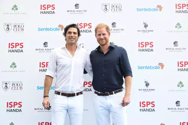 El príncipe Harry se reencuentra con su amigo Nacho Figueras en gira por Asia