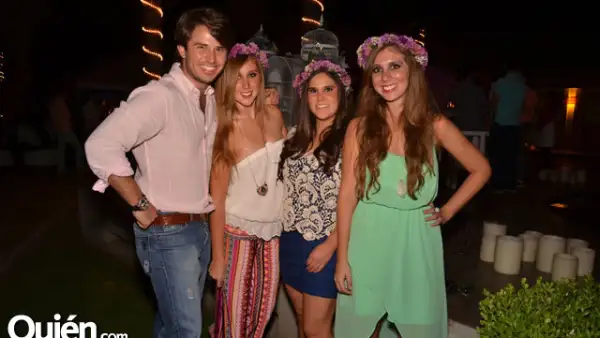 Joaquín Martín del Campo, Pao Rodríguez, Ale Martín del Campo y Moni Rodríguez