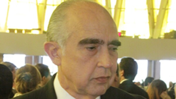 Fernando Canales Clariond, ex gobernador de Nuevo León, destacó la sencillez de quien fuera su amigo en la escuela.