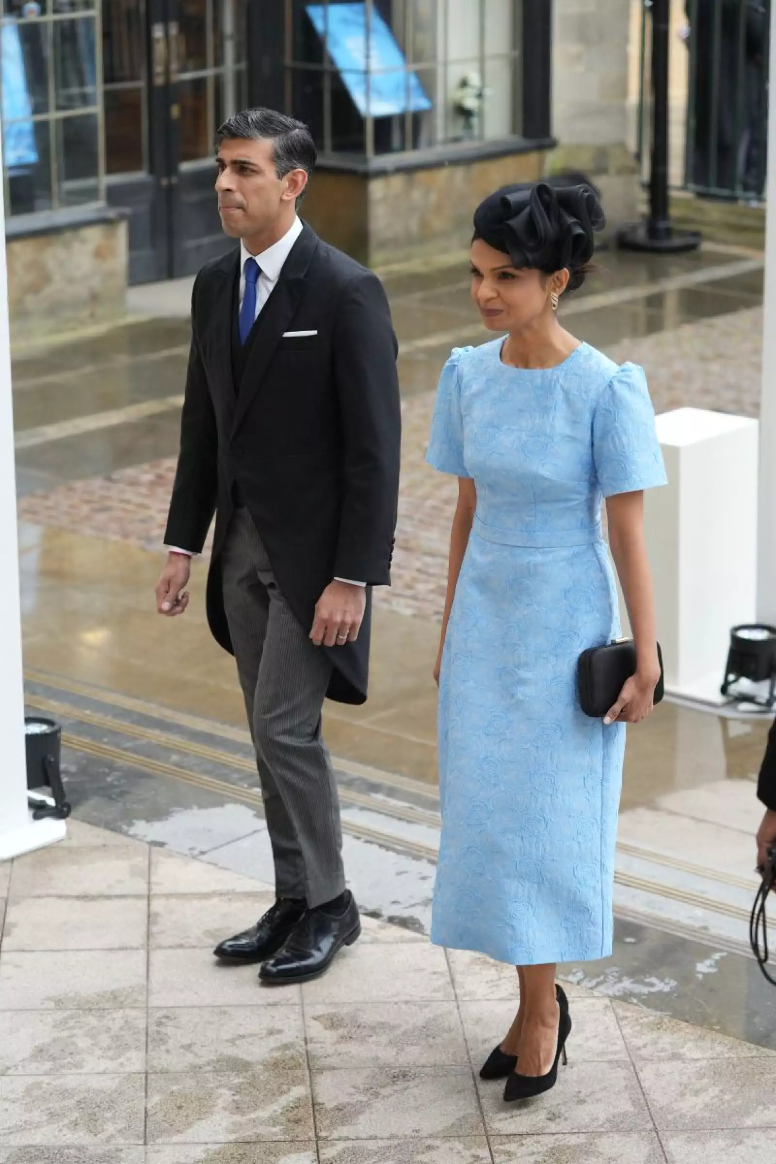 Rishi Sunak y Akshata Murthy en la coronación del rey Carlos III