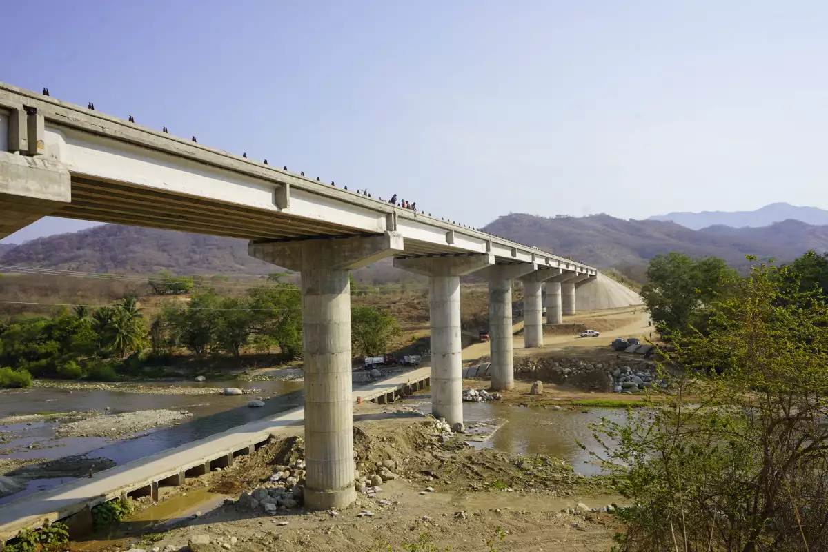 Autopista de Oaxaca a Puerto Escondido