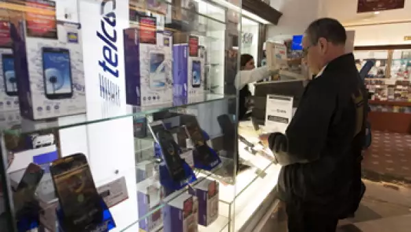 Mientras América Movil baja en la BMV, otras empresas como Axtel y Megacable repuntan.  (Foto: Getty Images)