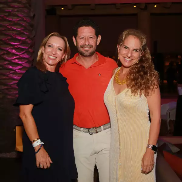 Aida Curiel-César Castillo-Ilse Arias