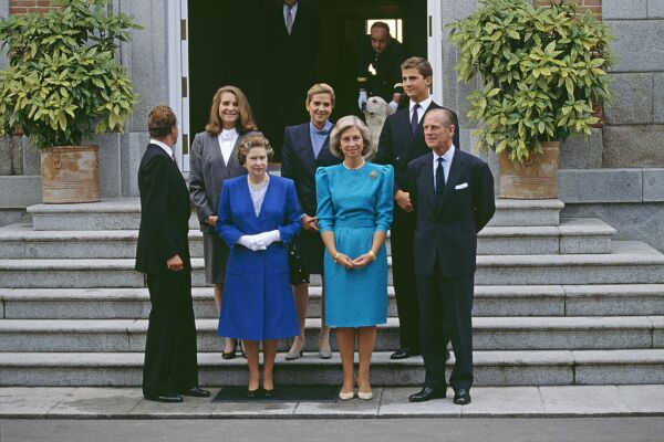 reina Isabel