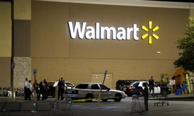 Las acciones de Walmex pierden cerca del 10%, mientras que las de Wal-Mart en EU ceden 4%. (Foto: AP)