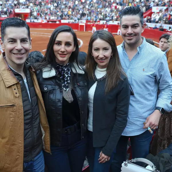 José Cantú, Sophia Martín, Ángela Aguilar y Carlos Cantú