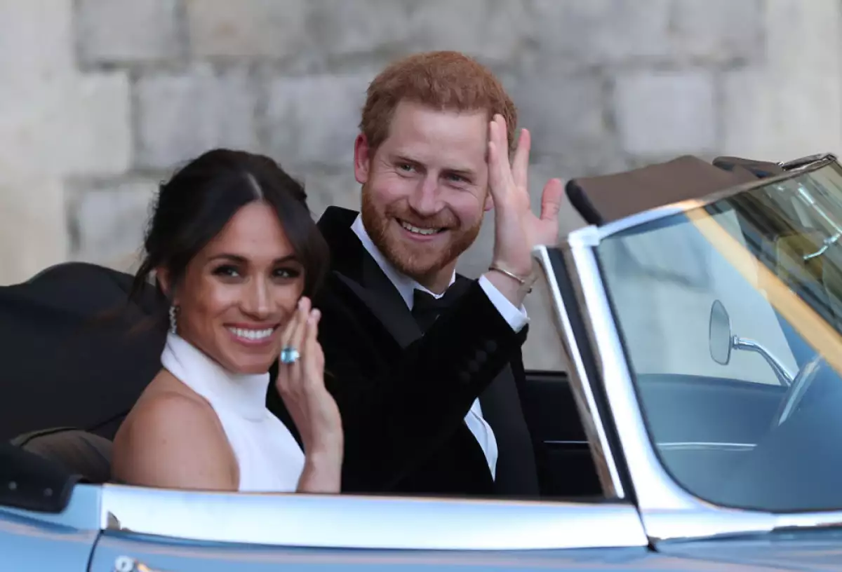 Meghan y Harry dejando Windsor