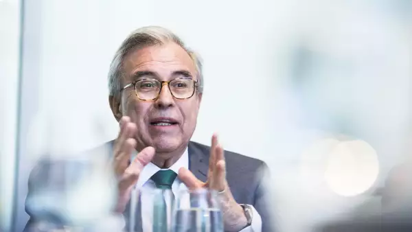 Rubén Rocha Moya, presidente de la Comisión de Educación en el Senado