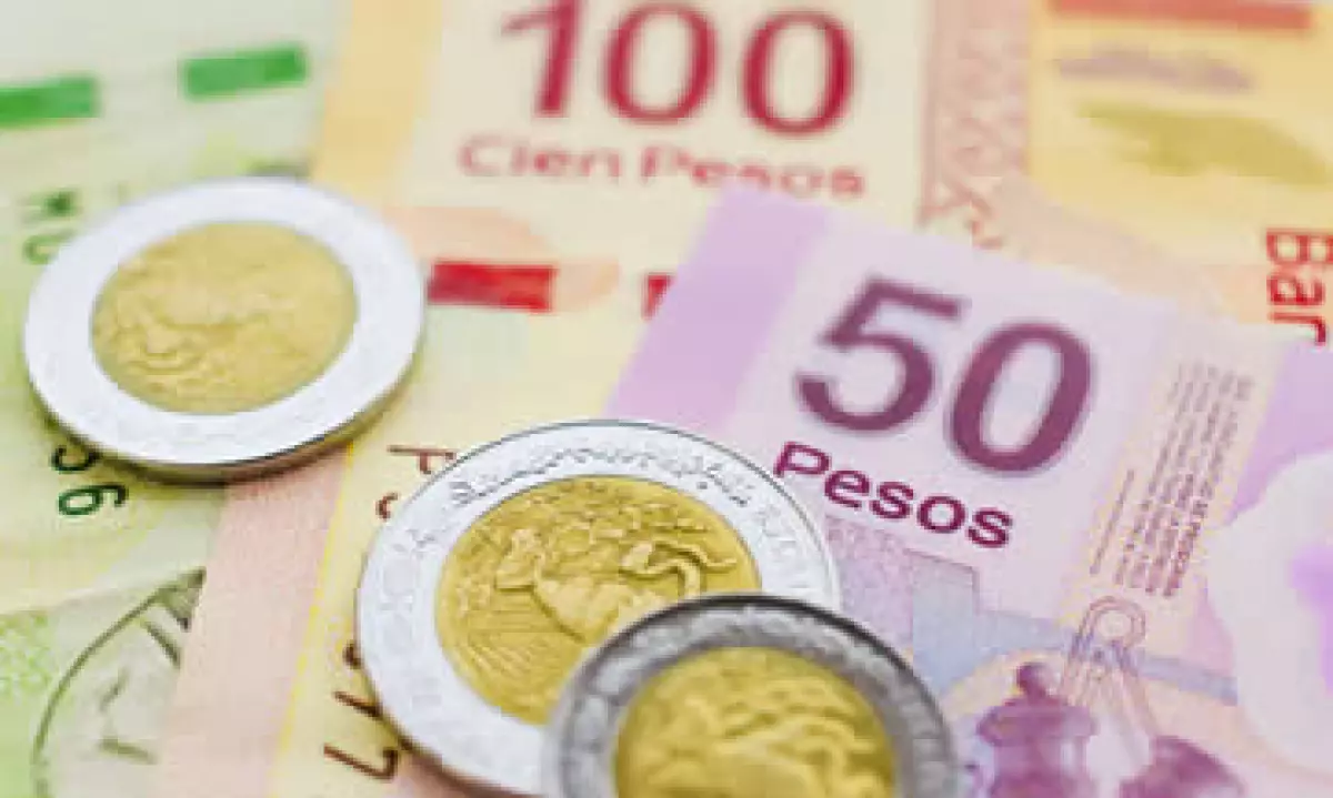 Un tipo de cambio cercano a 10 pesos por dólar necesitaría fundamentales más fuertes, advierten analistas. (Foto: Getty Images)